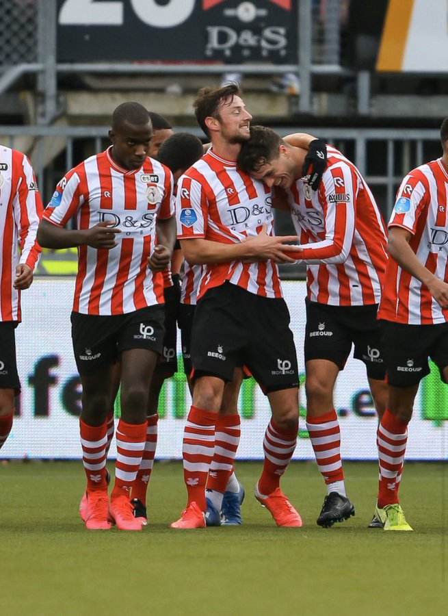 以摘取胜利 以摘取胜利