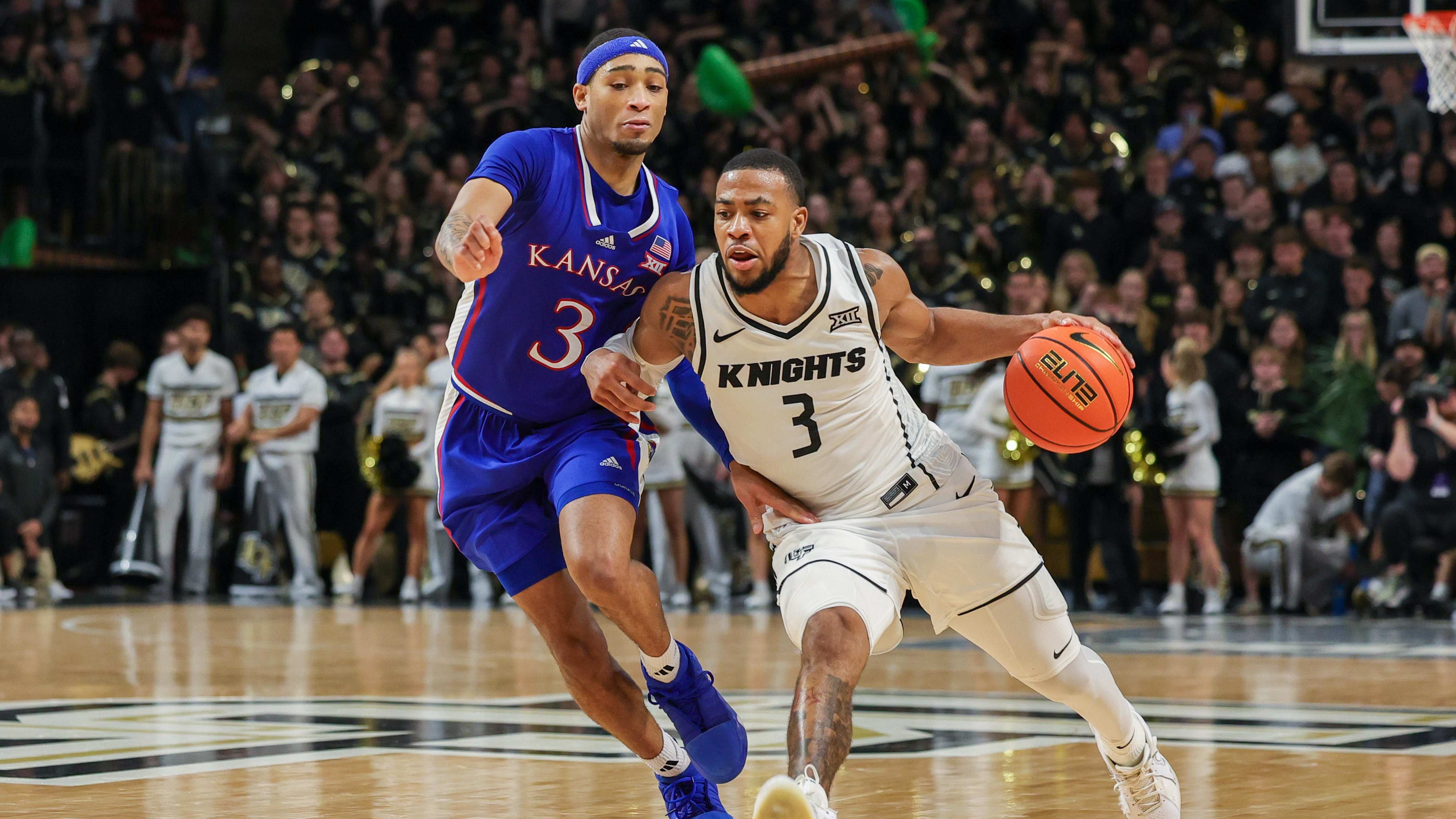 穆迪等人都 穆迪等人都