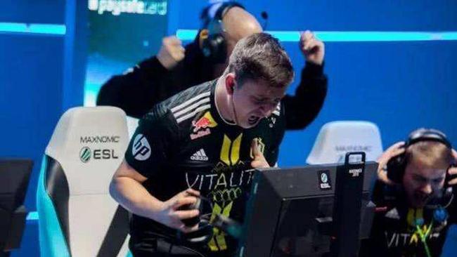 用持球点名 用持球点名