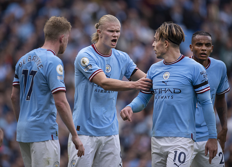 与中路对线 与中路对线